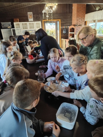 557748502_1372399211340234_1081080181860926838_n