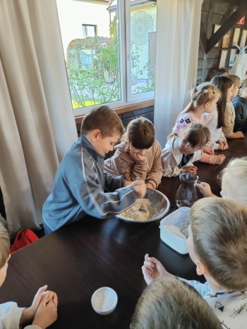 558351791_1372399314673557_6652026531686511462_n