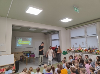 574318117_1395321435714678_1039921696294973513_n