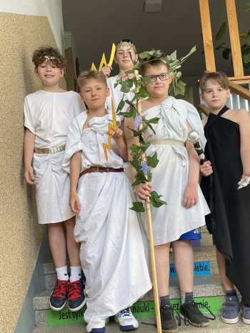 650296925_1502602468319907_80265257908200277_n